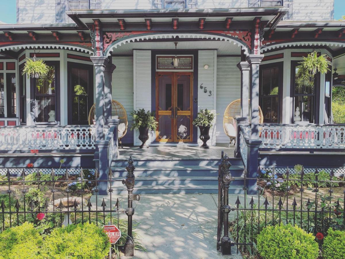 The Hugh Boutique B&B Кейп Мей Екстериор снимка